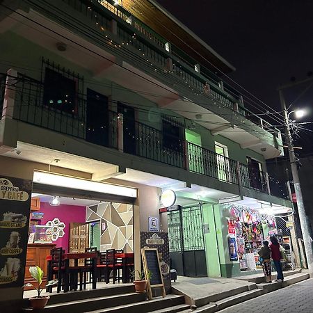 Hostal Sweet Dreams Panajachel Exterior photo